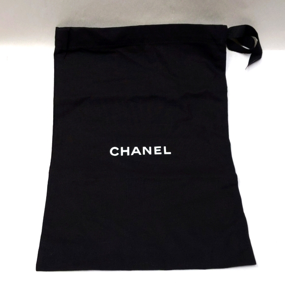 Chanel pouch #762 - Picture 1 of 4